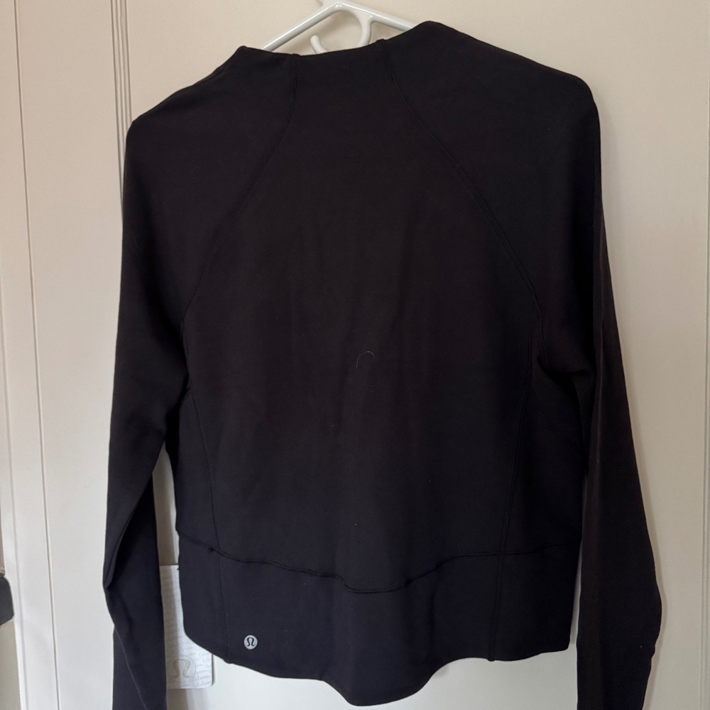 Lululemon Hill and Valley Mock Neck top